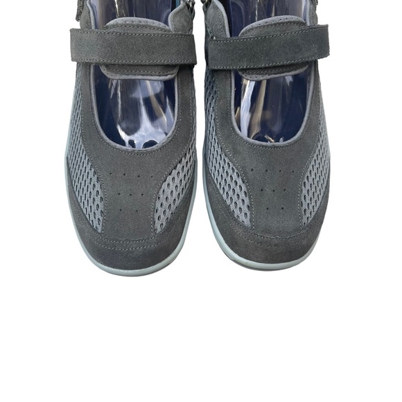 Ortho Feet Gray Suede Perforated Mary Jane Shoe Women's 11 - Picture 3 of 14